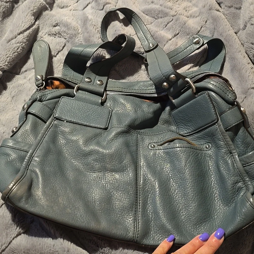 Handbag - Picture 3 of 4